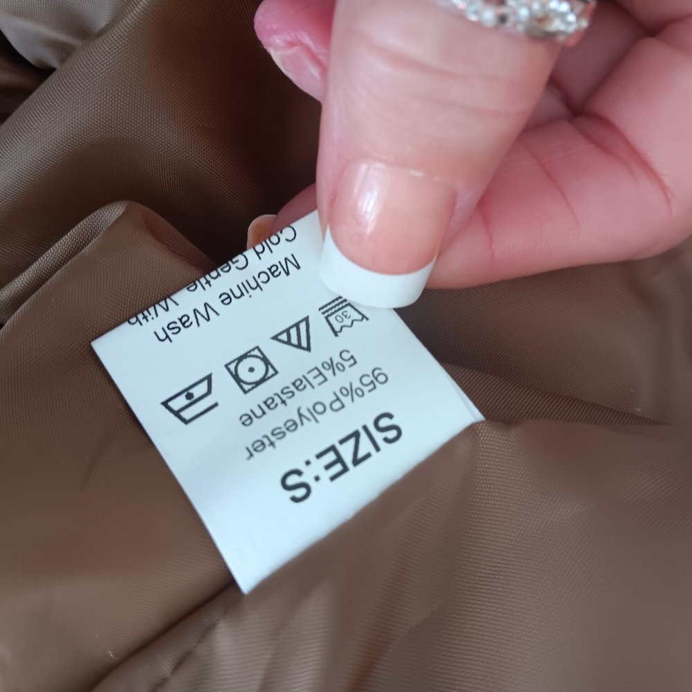 Brown Puffer Jacket - Picture 7 of 7